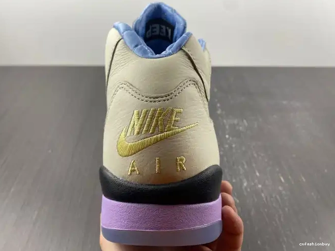 Sail DV4982-175 Air We The DJ Best Khaled 5 Retro Jordan 0702